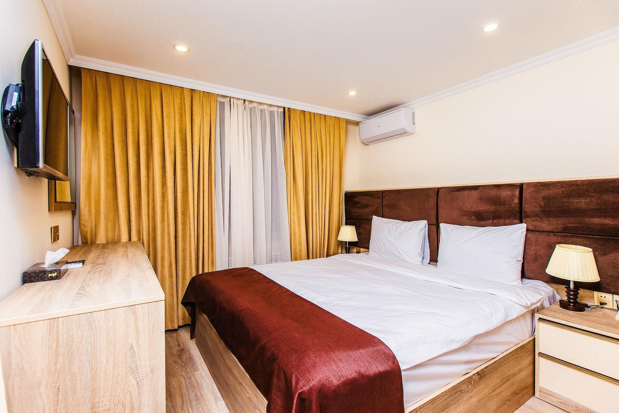 Deluxe City Hotel Baky Esterno foto